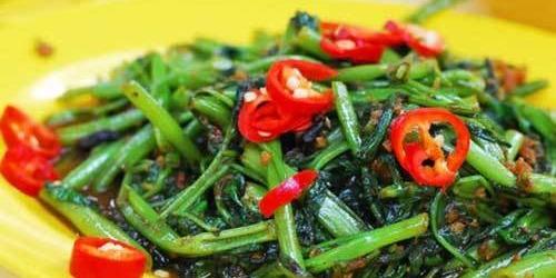 Rahasia Nasi Kuning Warung Dapur MR: Nikmatnya Bikin Kembali Lagi!